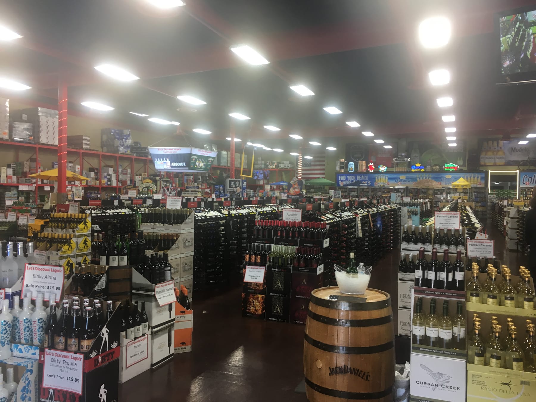 Lee's Liquor